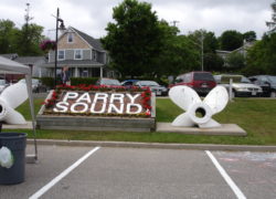 港町Parry Sound。 3000Islandsの島巡り観光船があります。