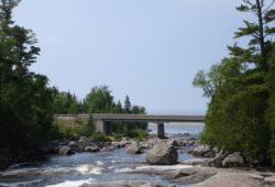 Sand River スペリオル湖に流れるサンドリバー