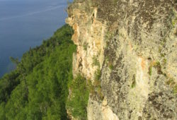 Thunder Bay Look Out, この場所はサンダーベイの町から見れば Sleeping Gaiant (寝ている巨人)に見えます