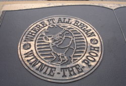 Winnie the Pooh 全てはここから始まったと書いてあります